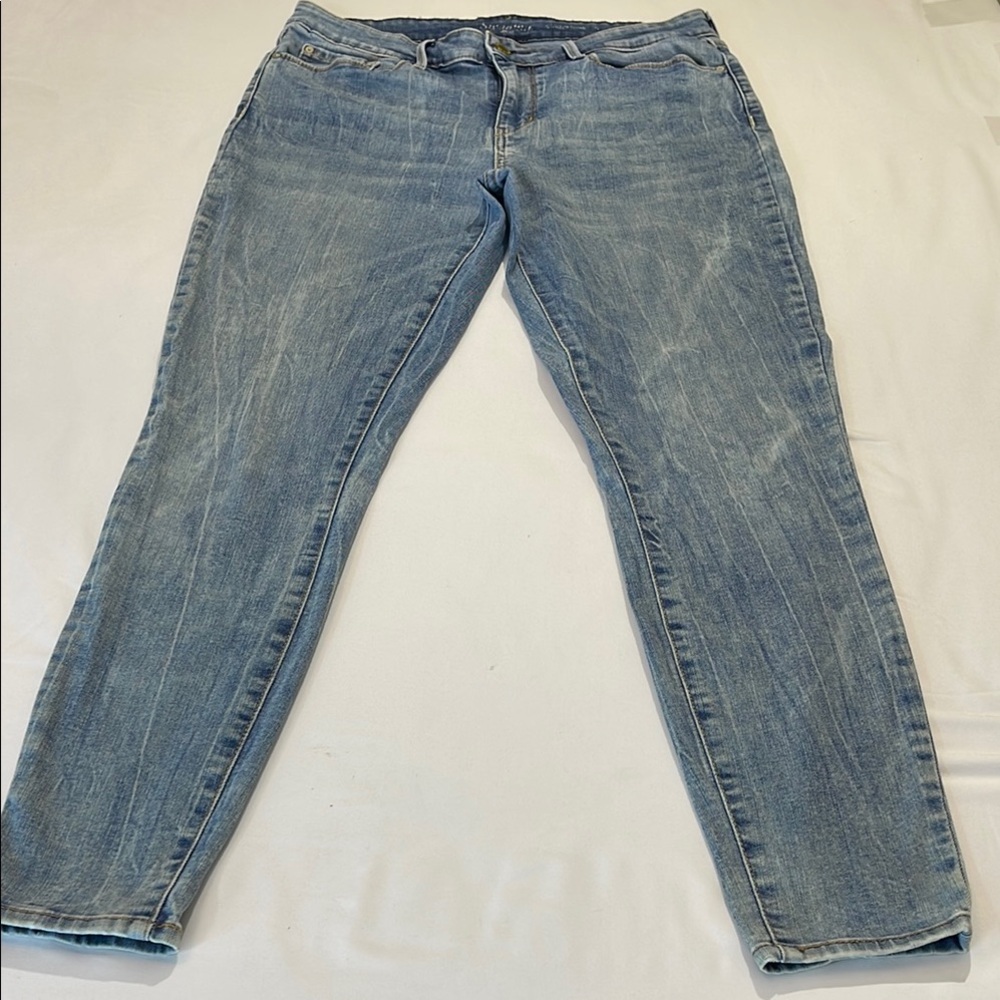 LEVIS, SIGNATURE BY LEVI STRAUSS SIZE 12 Women's Blue Jeans